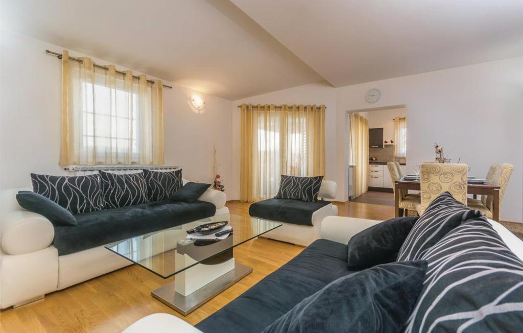 Apartmani Leiva Лабин Екстериор снимка