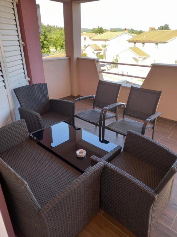 Apartmani Leiva Лабин Екстериор снимка
