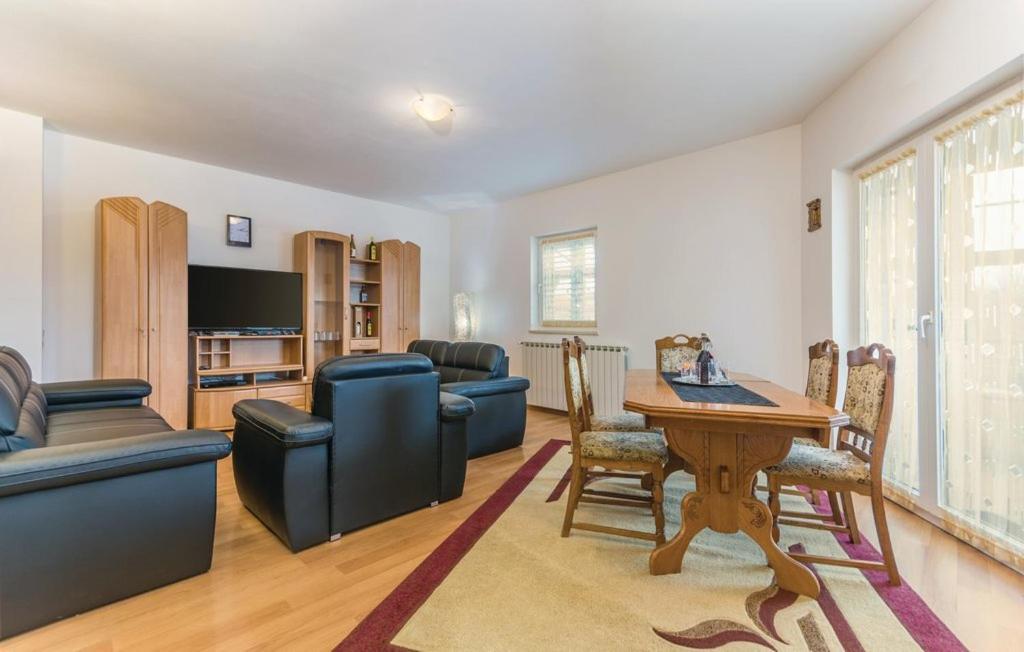 Apartmani Leiva Лабин Екстериор снимка